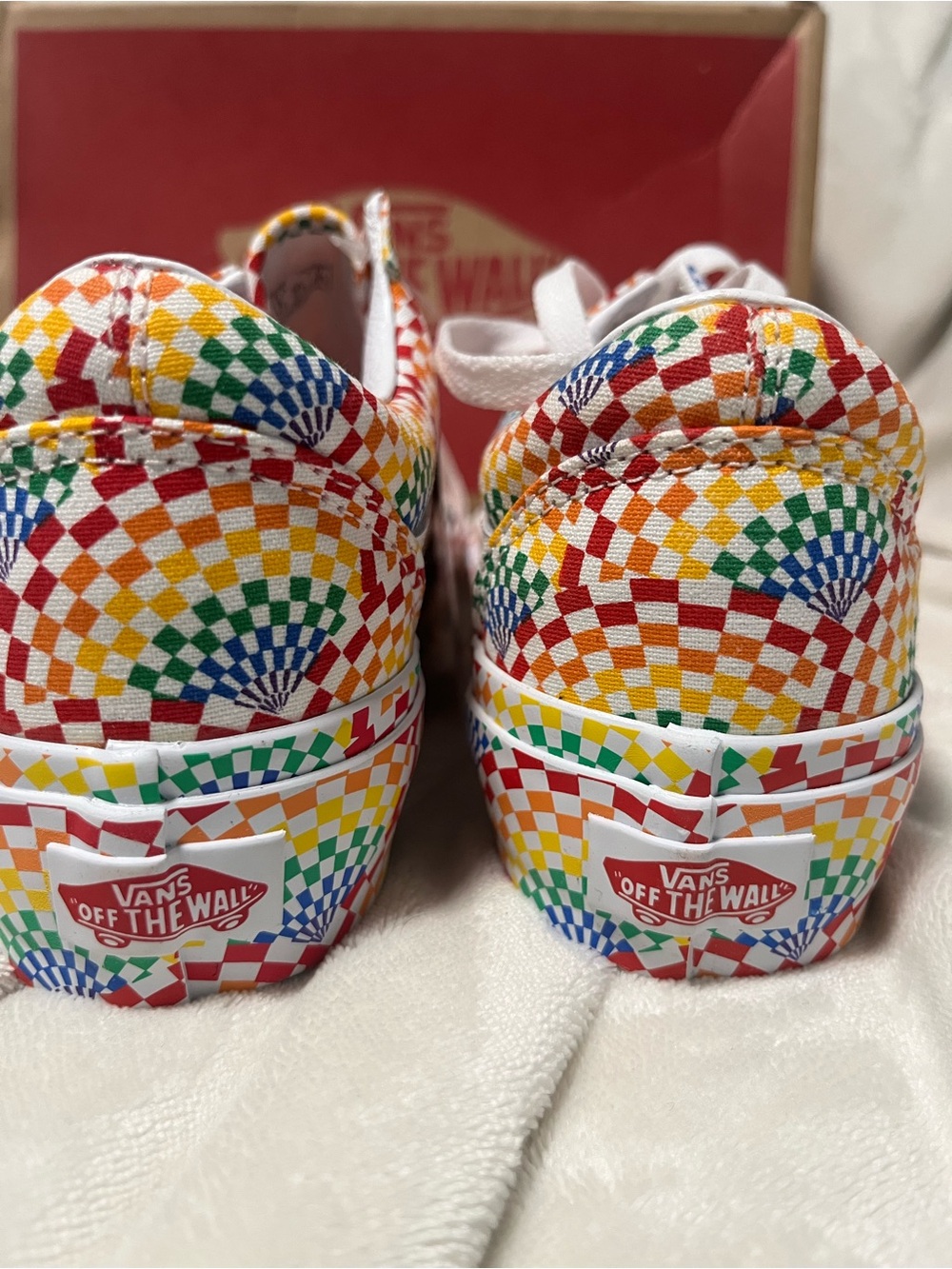 Vans woman 7 men 5.5 White-Striped Multi-Color Checkerboard Low Top Sneakers - Picture 6 of 11